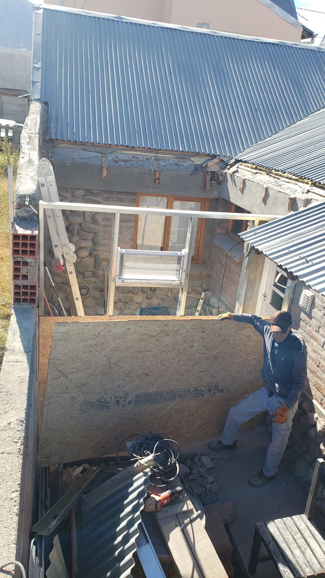 Local comercial en construcción en seco
